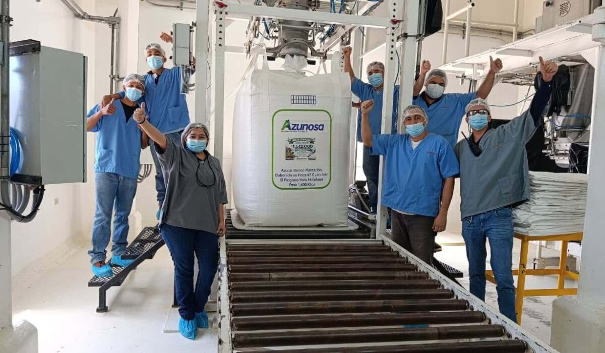 AZUNOSA celebra 52 años con una zafra histórica y más de 3,000 empleos en el valle de Sula
